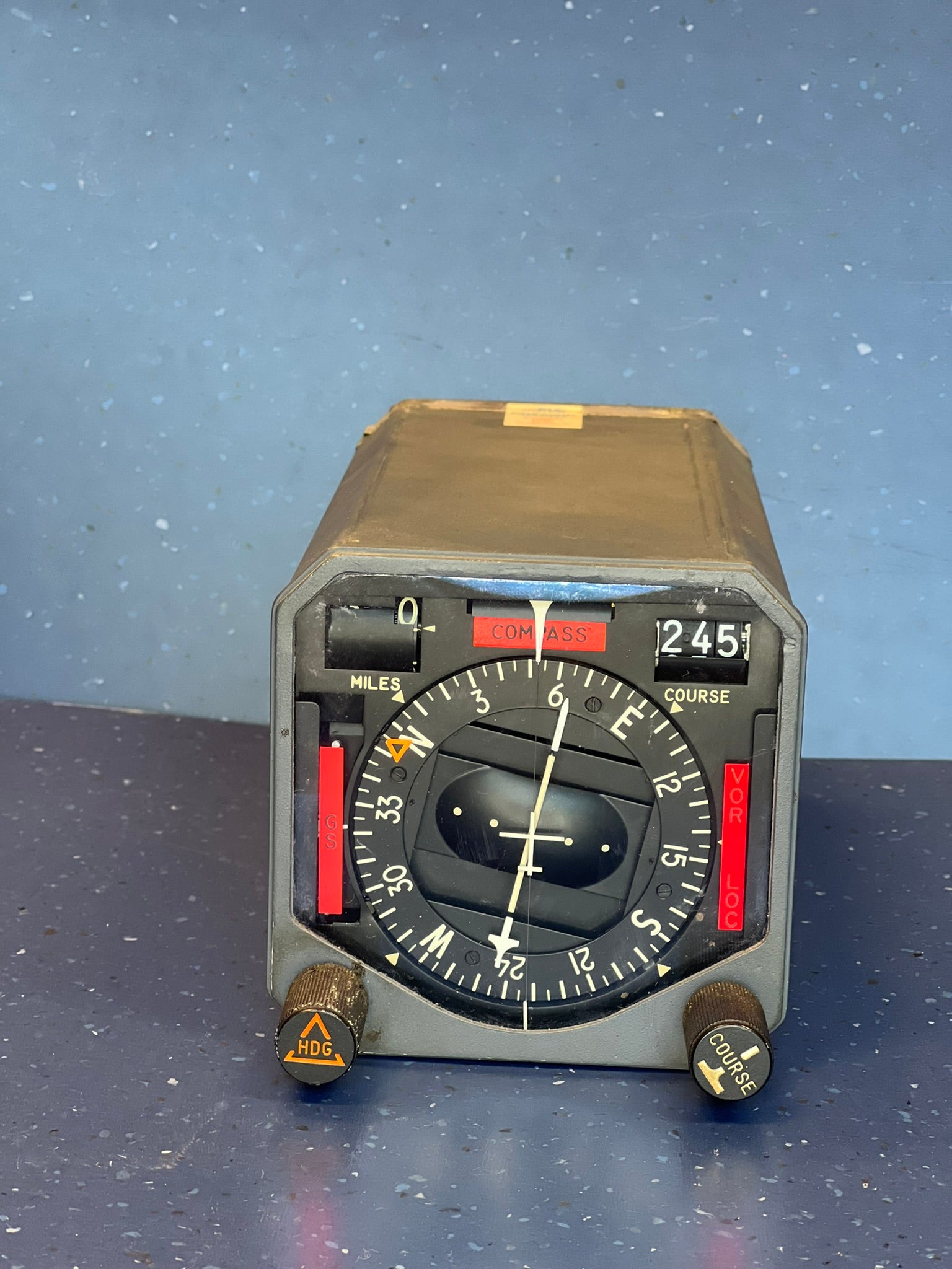 Classic 1990’s Horizontal Situation Indicator – Piece of Plane